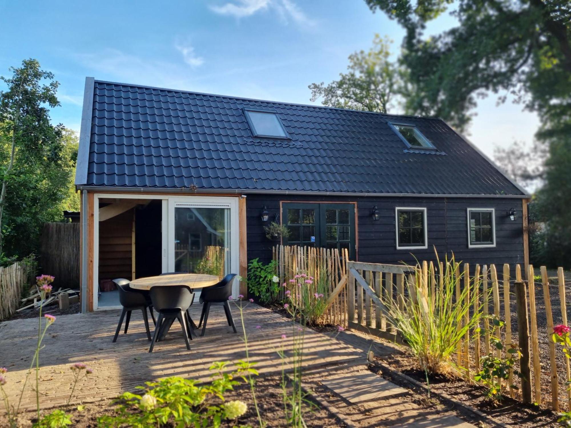 B&B In De Roos Noordbergum Exterior foto